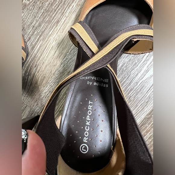 Rockport Audry Cross Strap Gore 3.25" Heels Tan/Brown, sz:7.5m - Picture 7 of 7